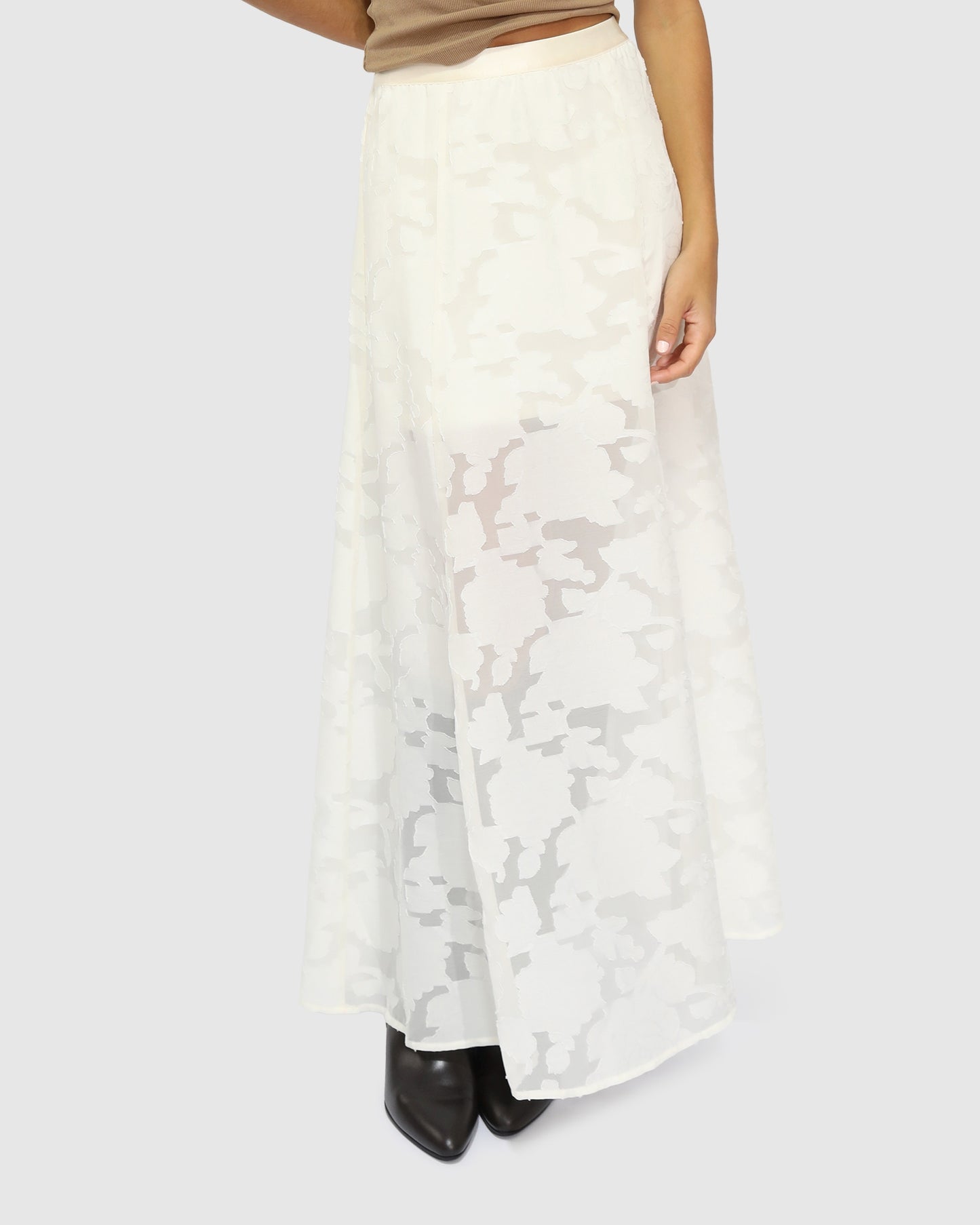 Play It Cool Coupe Maxi Skirt - Cream