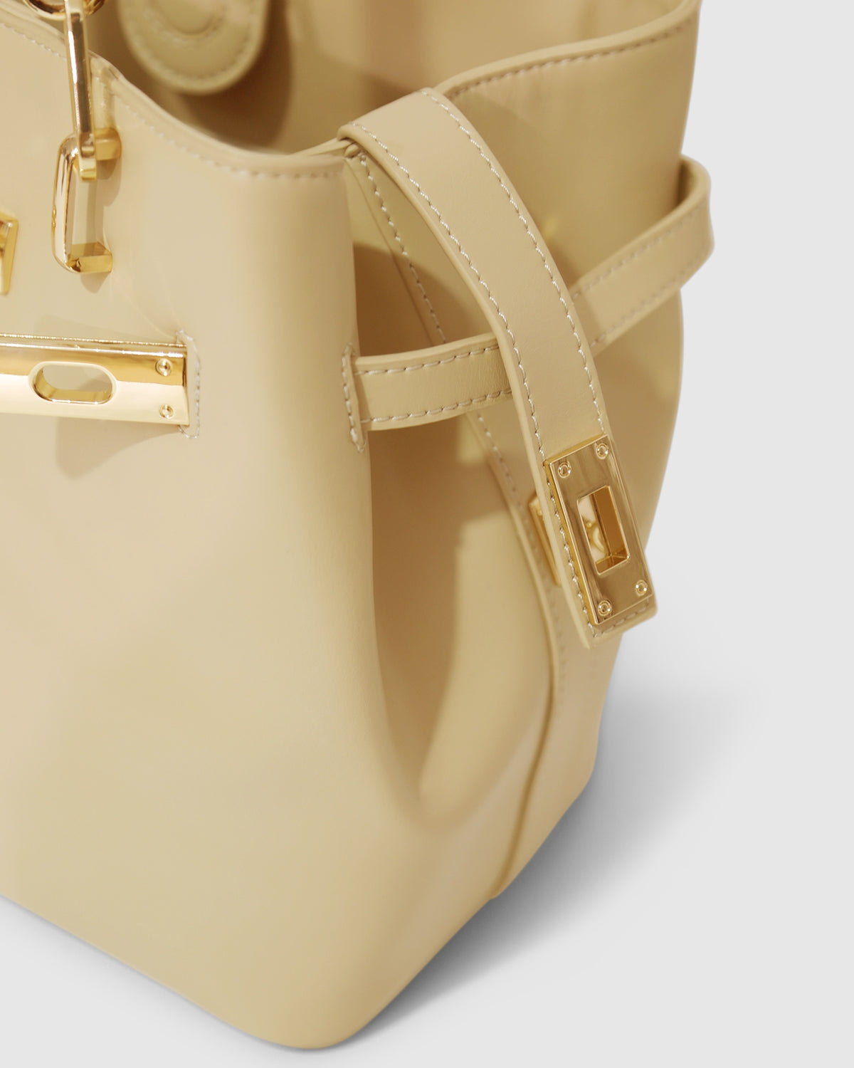 Gale Refined Bucket Bag - Warm Sand