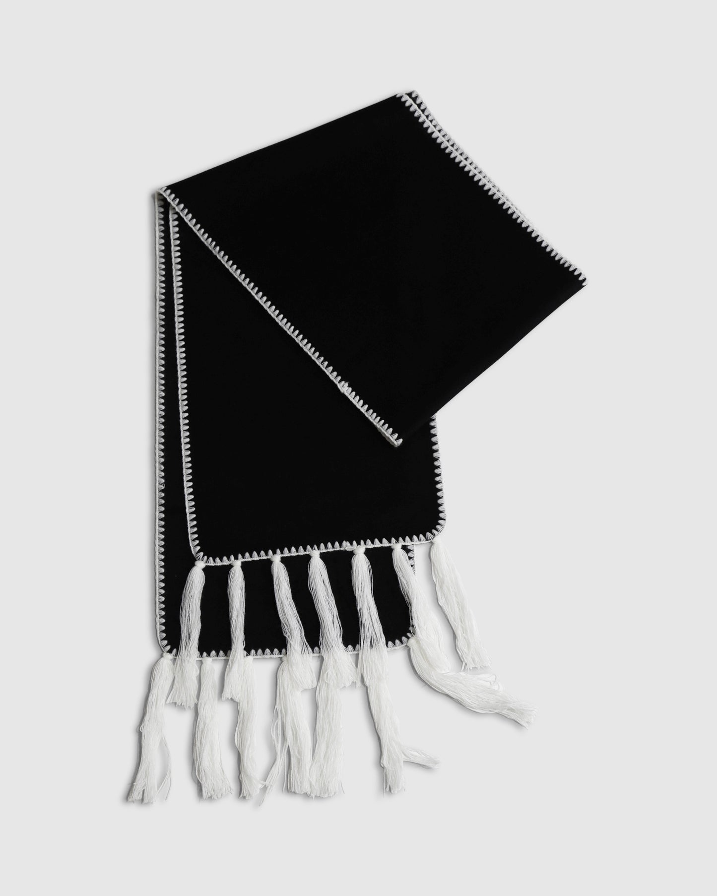 Mountain Side Scarf - Black