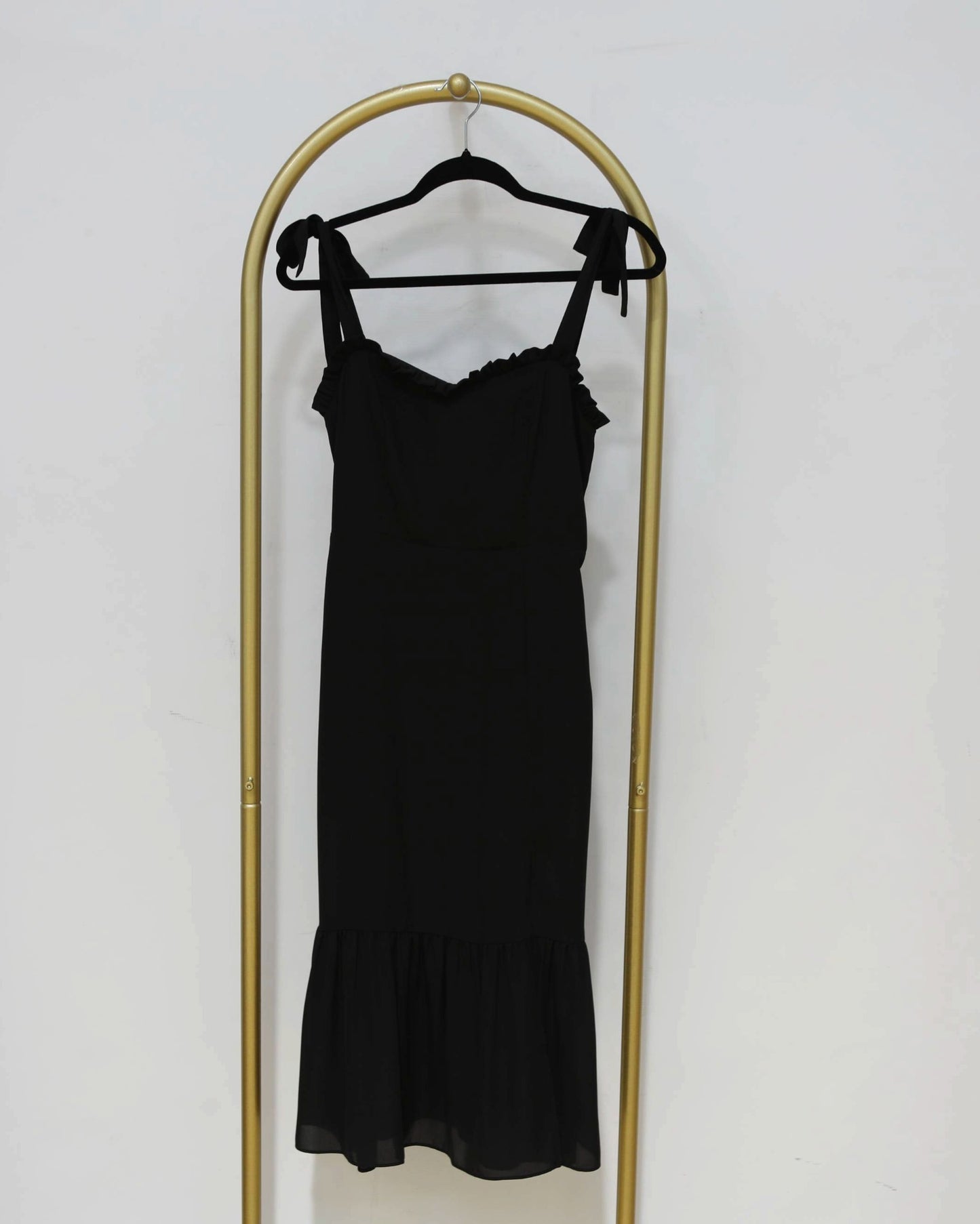 Tie Strap Ruffle Maxi Dress - Black