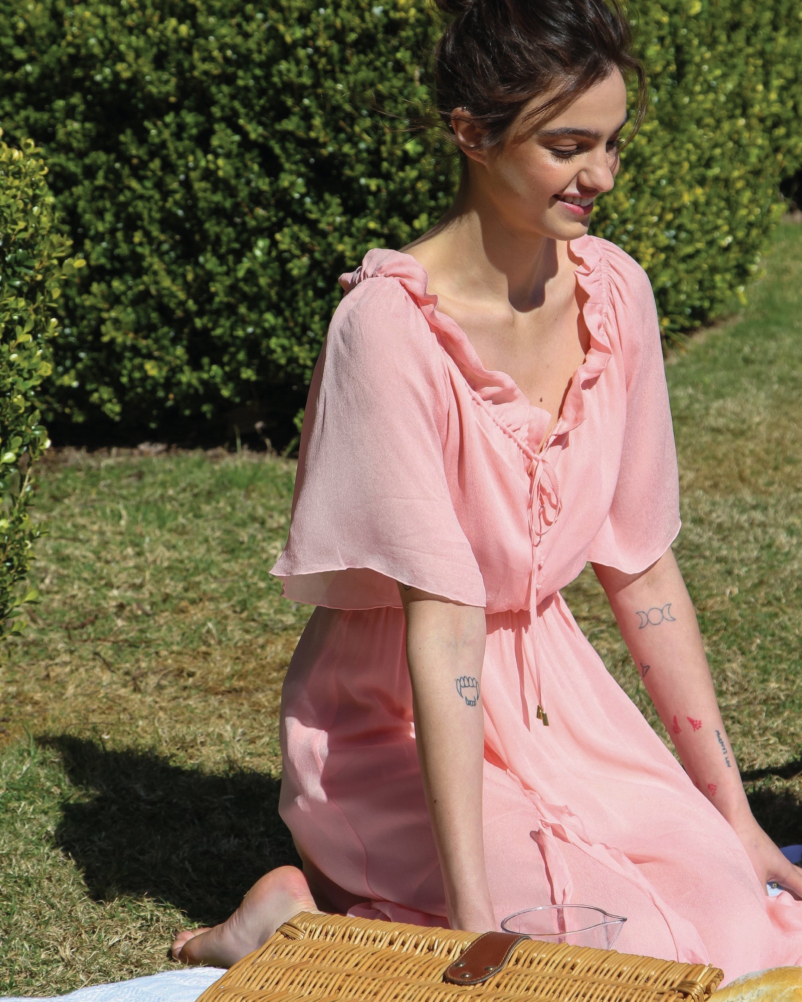 amour amour ruffled midi dress Amour Amour Ruffled Midi Dress