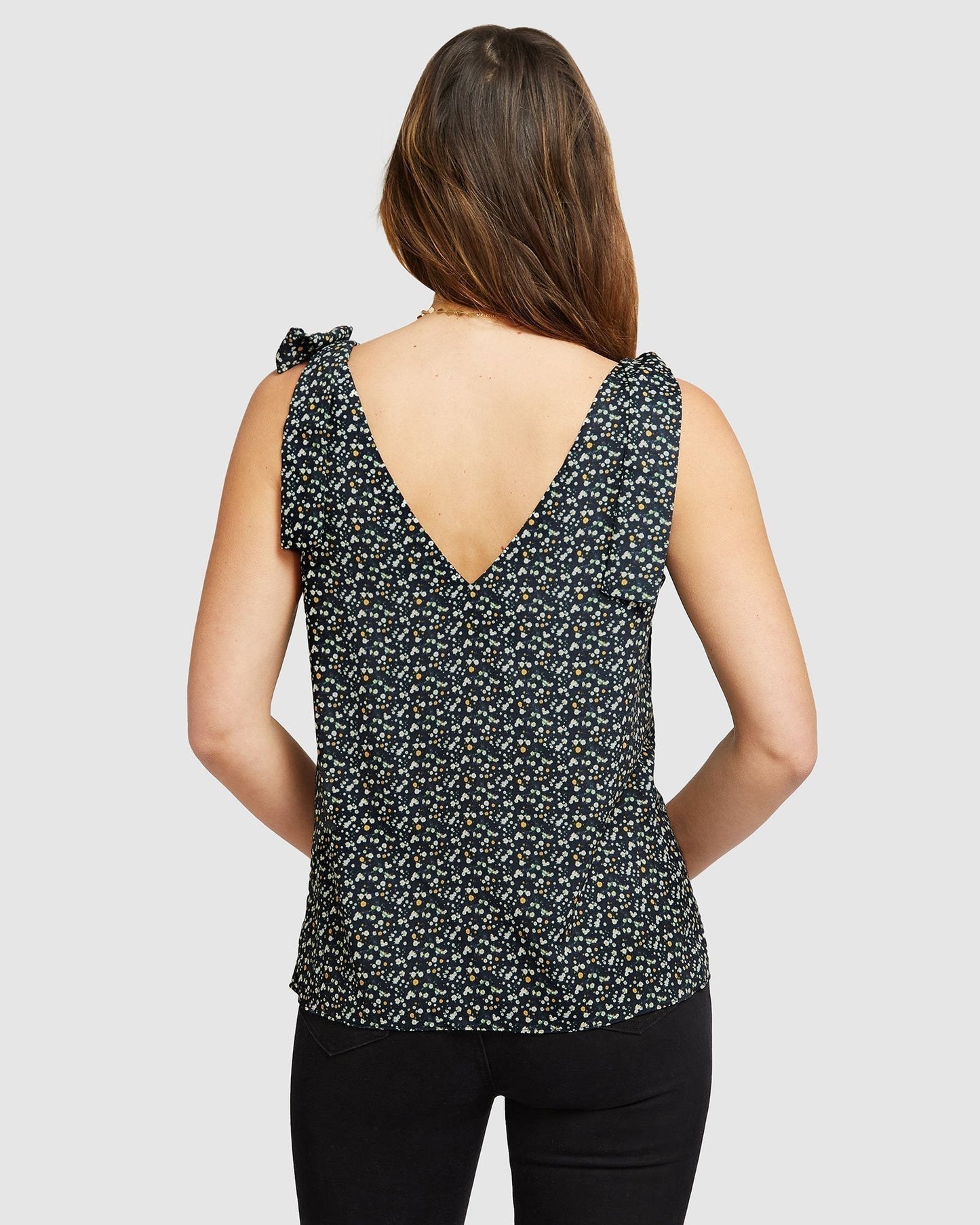 feel-for-you-black-print-v-neck-top-back_eaa7574e-7251-4688-83eb-2d547a243db3.jpg
