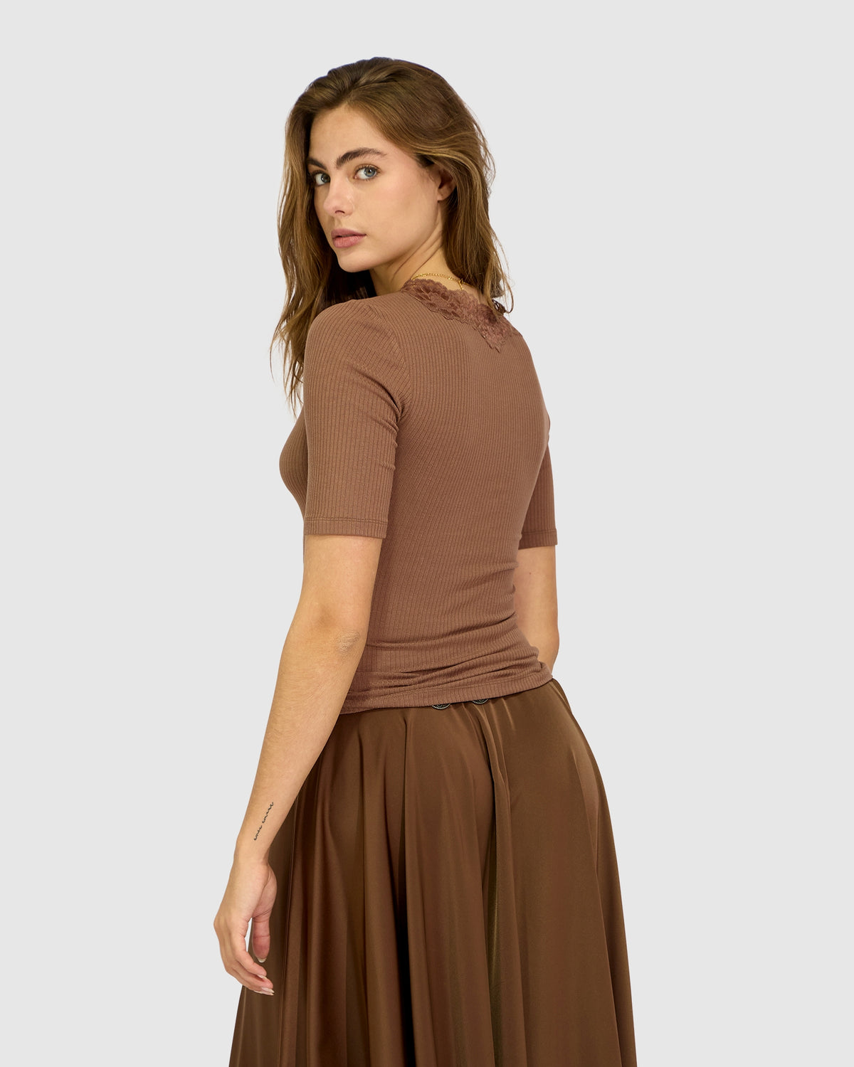 Soft Touch Ribbed Lace Tee - Chocolate