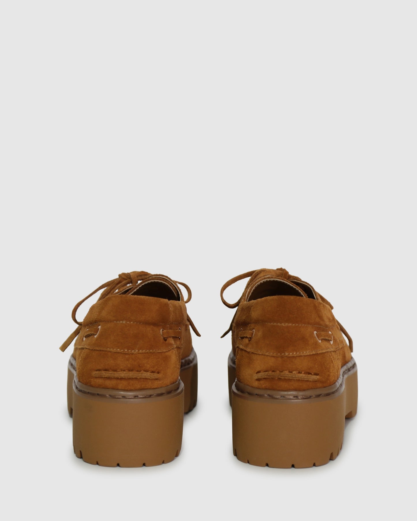 Yachting Day Suede Boat Shoe - Caramel