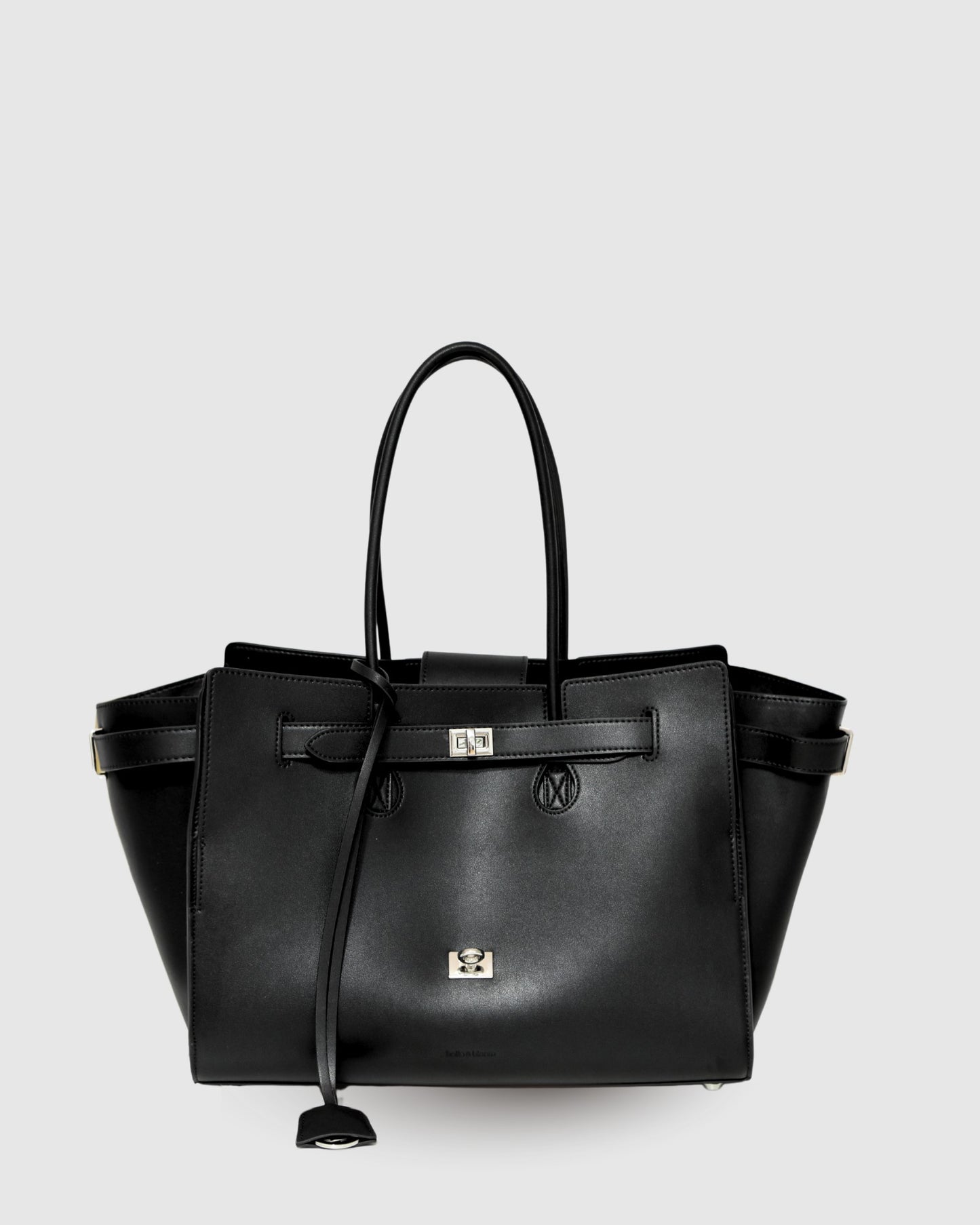 In The City Leather Shoulder Bag - Black