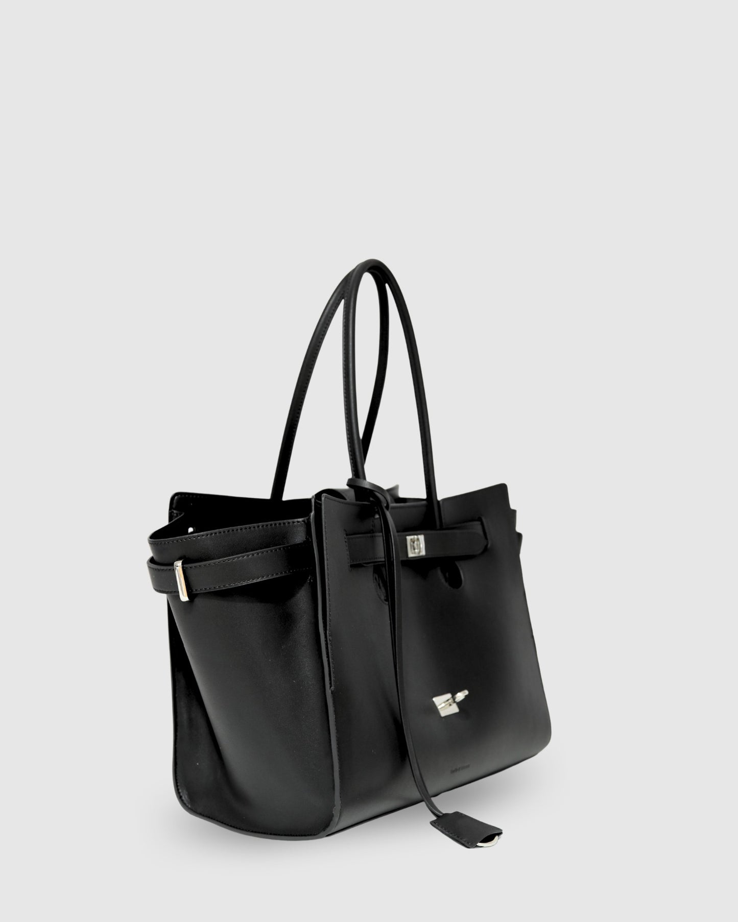 In The City Leather Shoulder Bag - Black