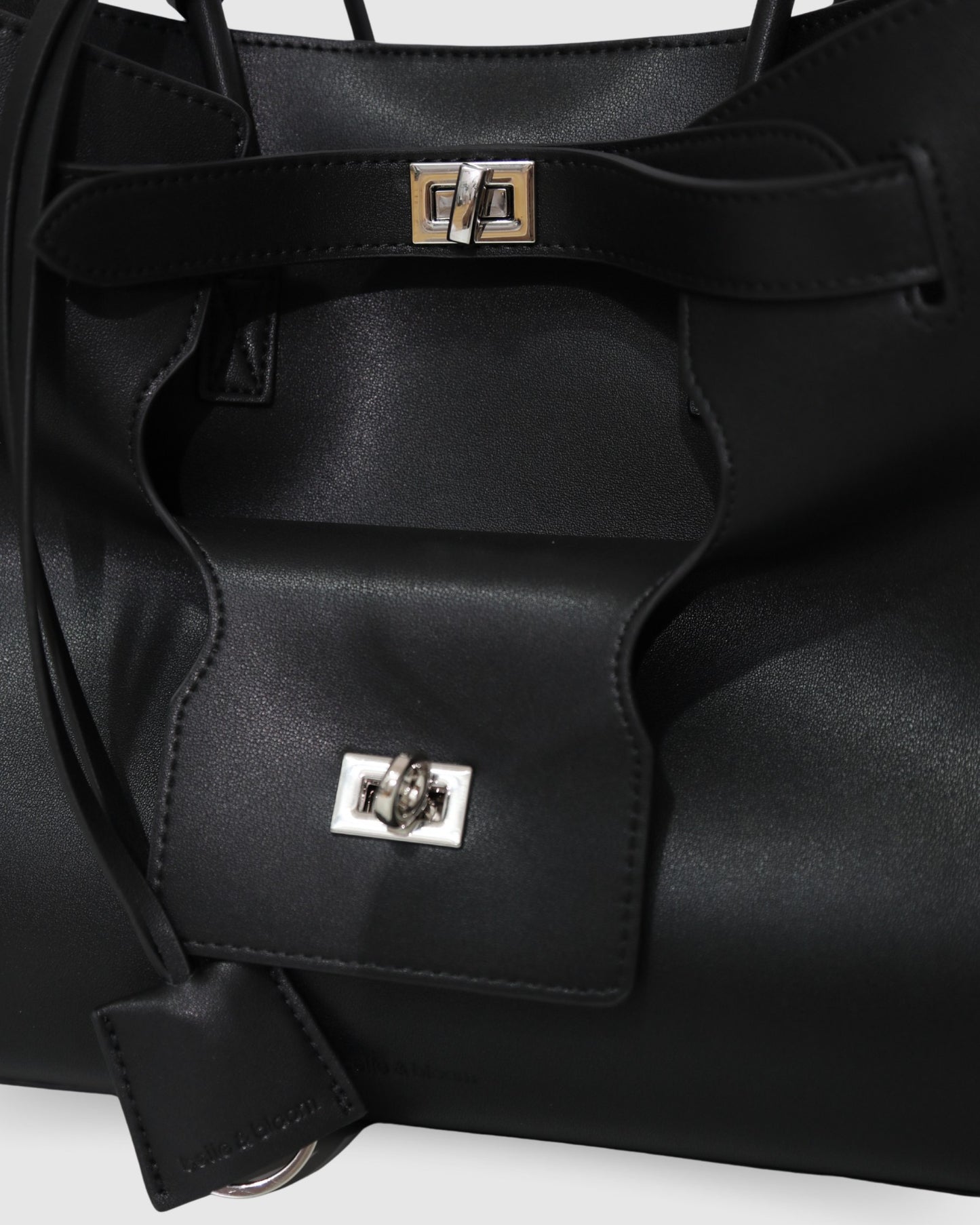 In The City Leather Shoulder Bag - Black