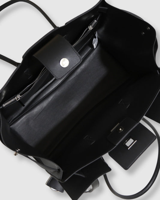 In The City Leather Shoulder Bag - Black
