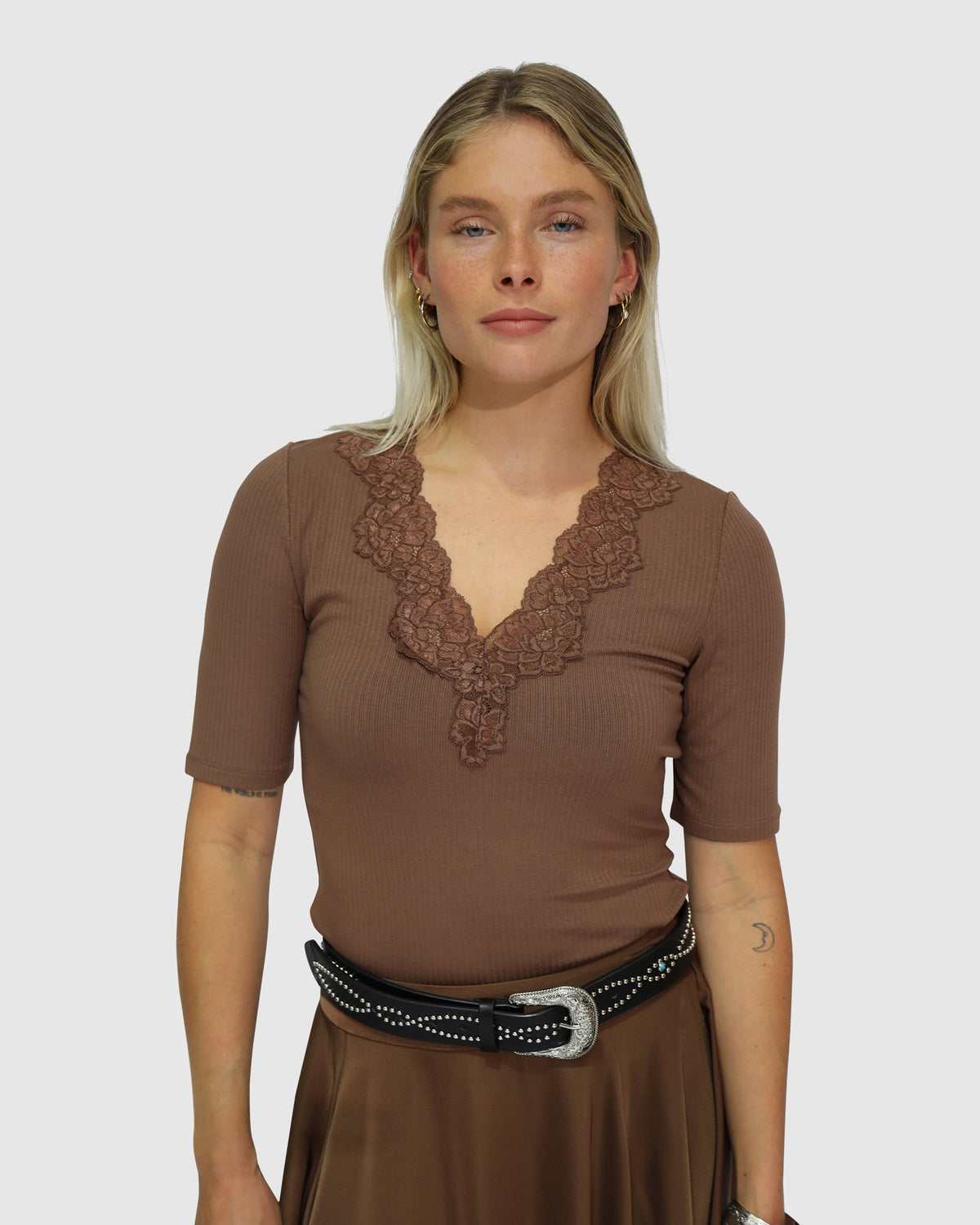 Soft Touch Ribbed Lace Tee - Chocolate