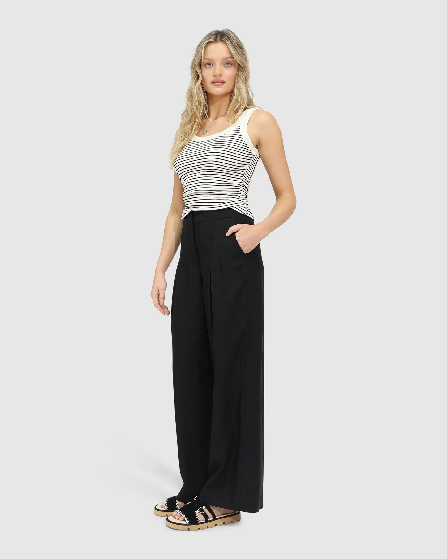 Delilah Wide Leg Pants - Black