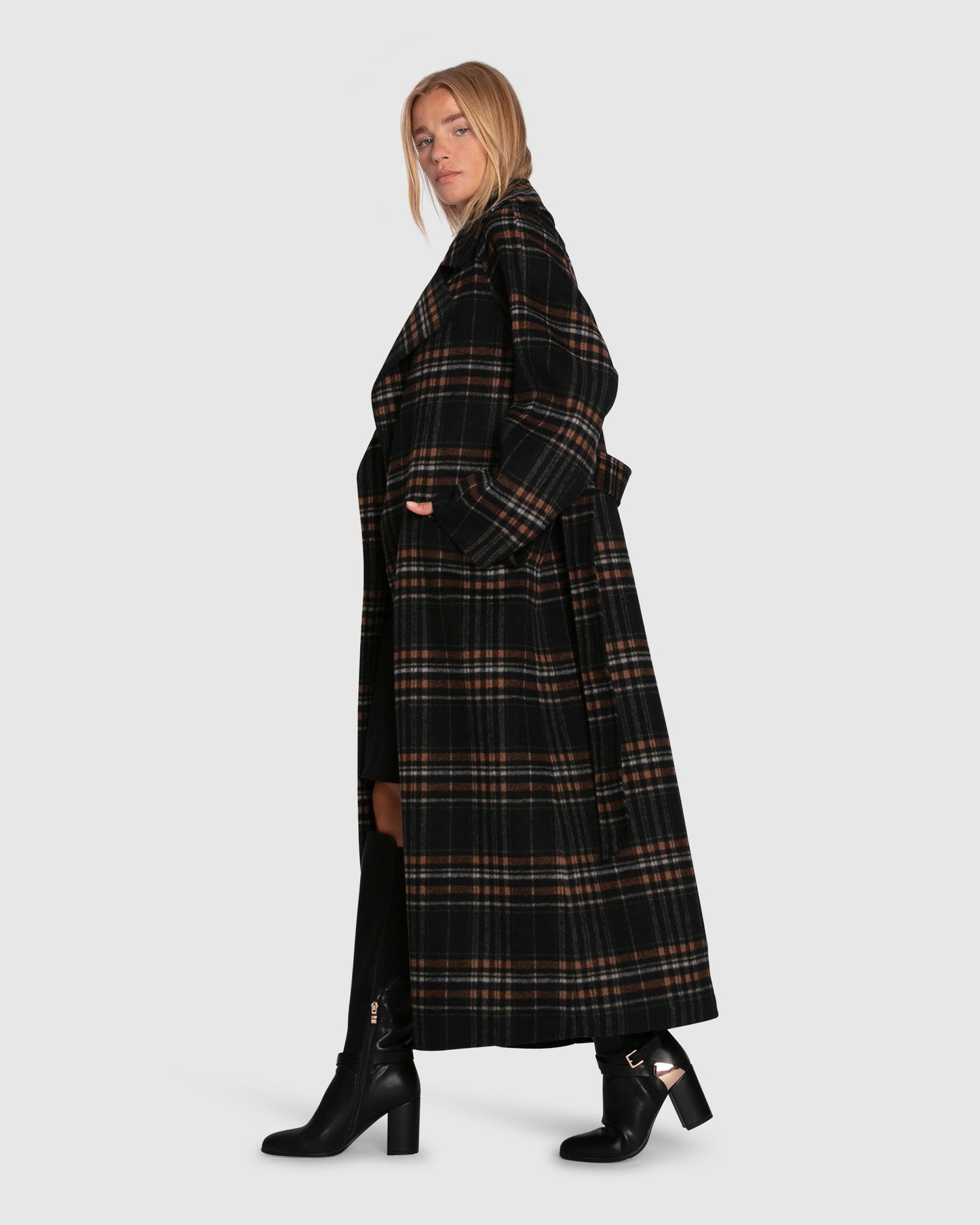 Heart To Heart Large Collar Maxi Coat - Black Plaid