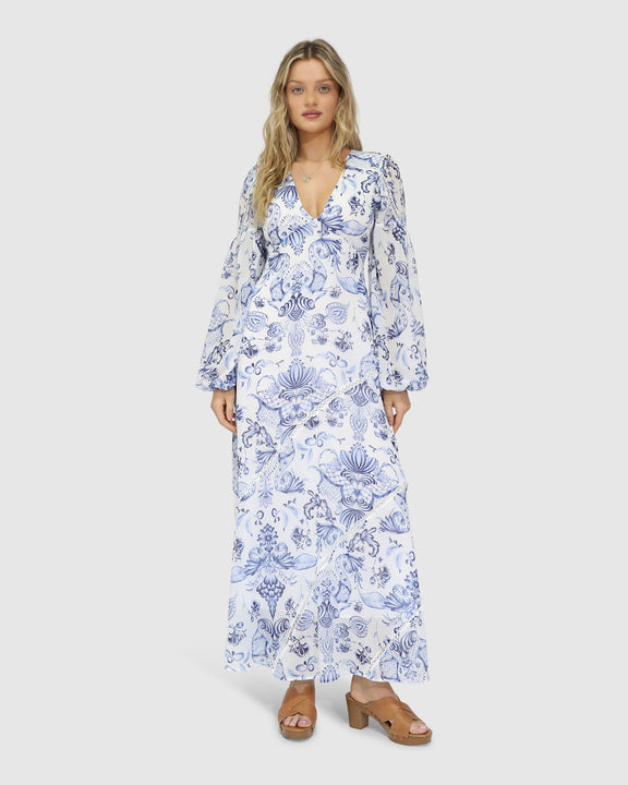 In Your Dreams Maxi Dress - White/Blue