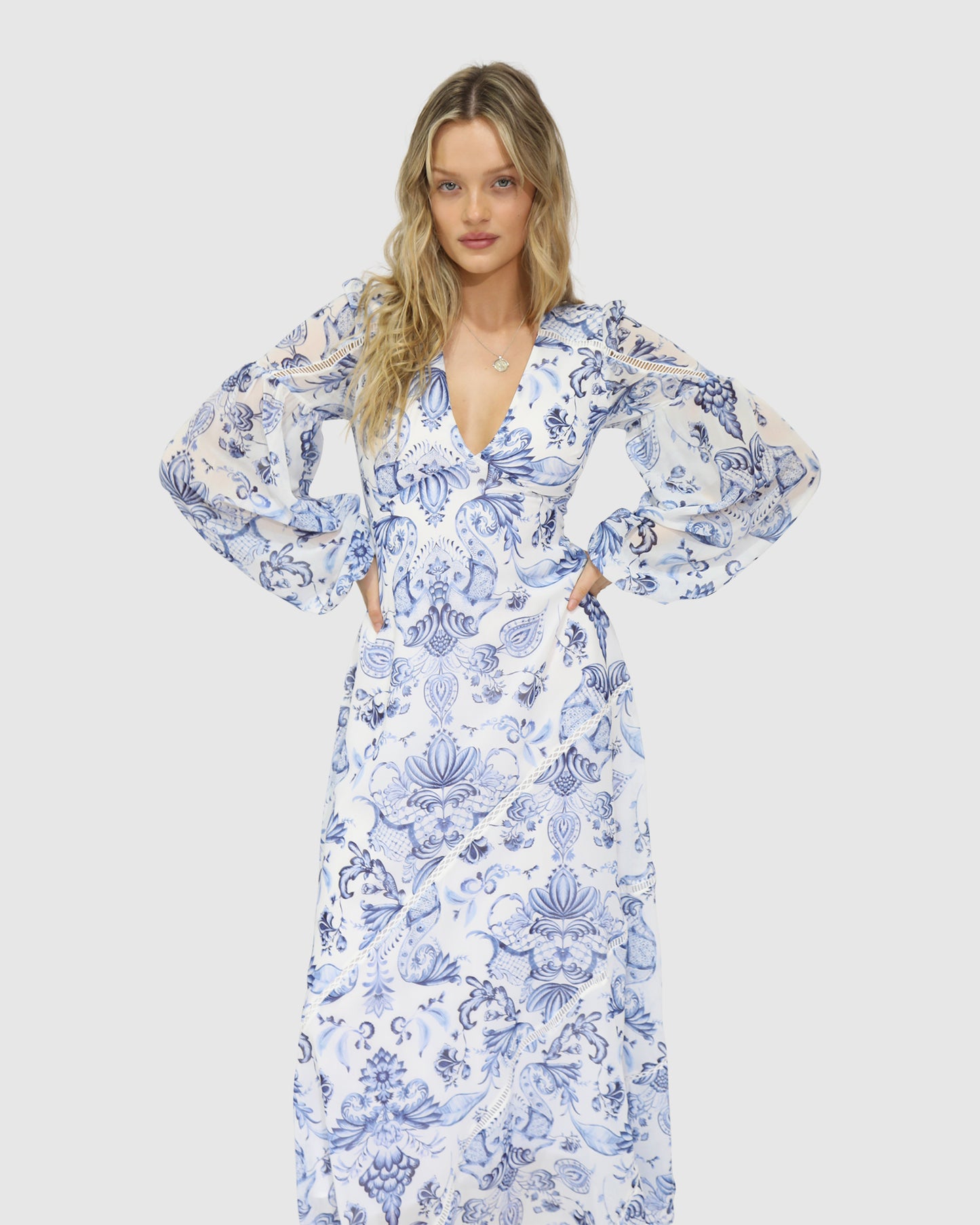 In Your Dreams Maxi Dress - White/Blue
