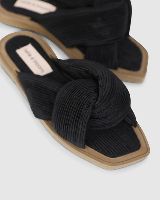 Oblivion Slides - Black