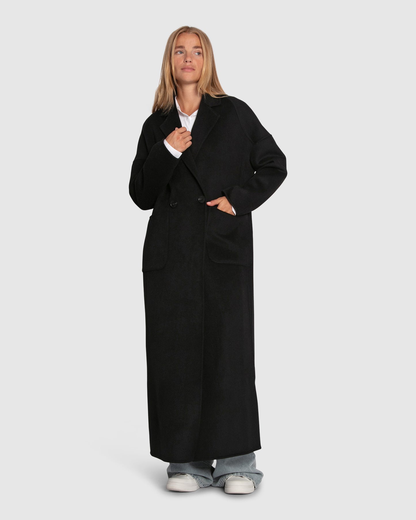 Publisher Maxi Coat - Black