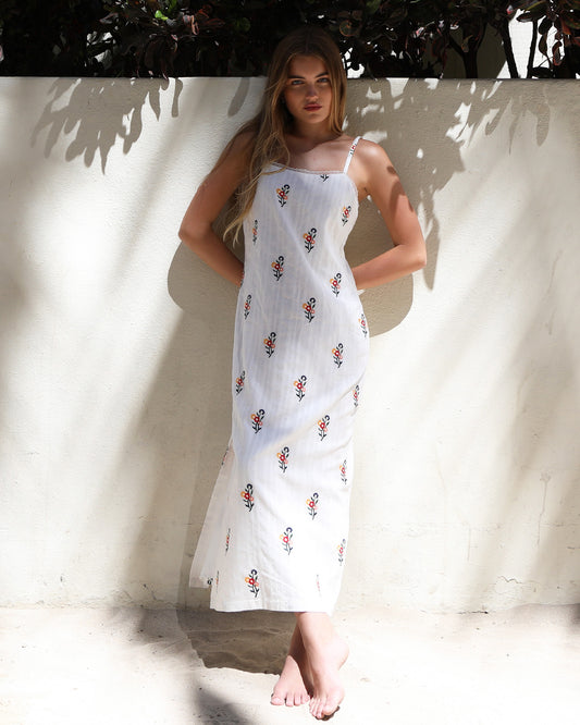 She Blooms Floral Midi Dress - White