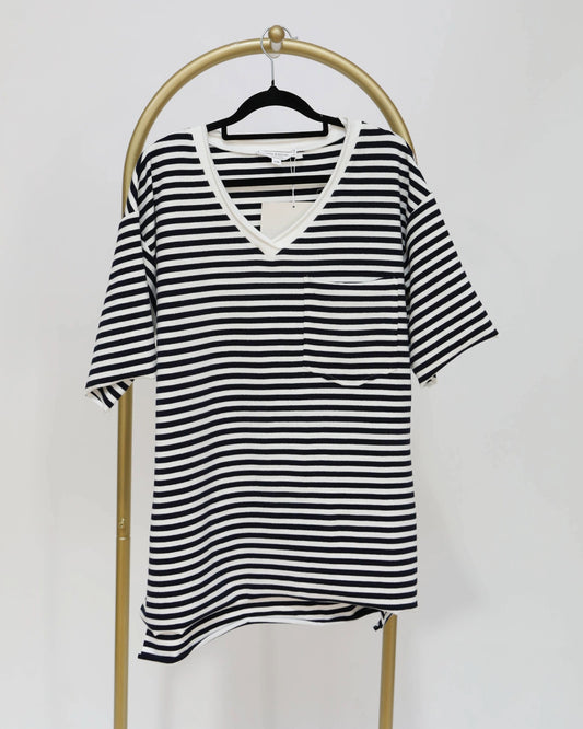 Short Sleeved Striped Tee - Black & White