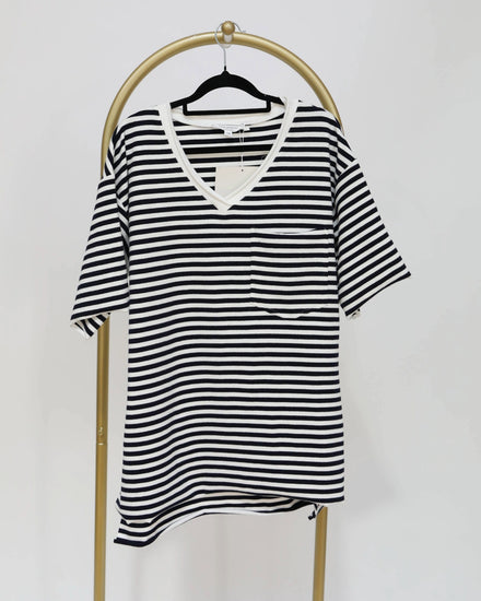Short Sleeved Striped Tee - Black & White
