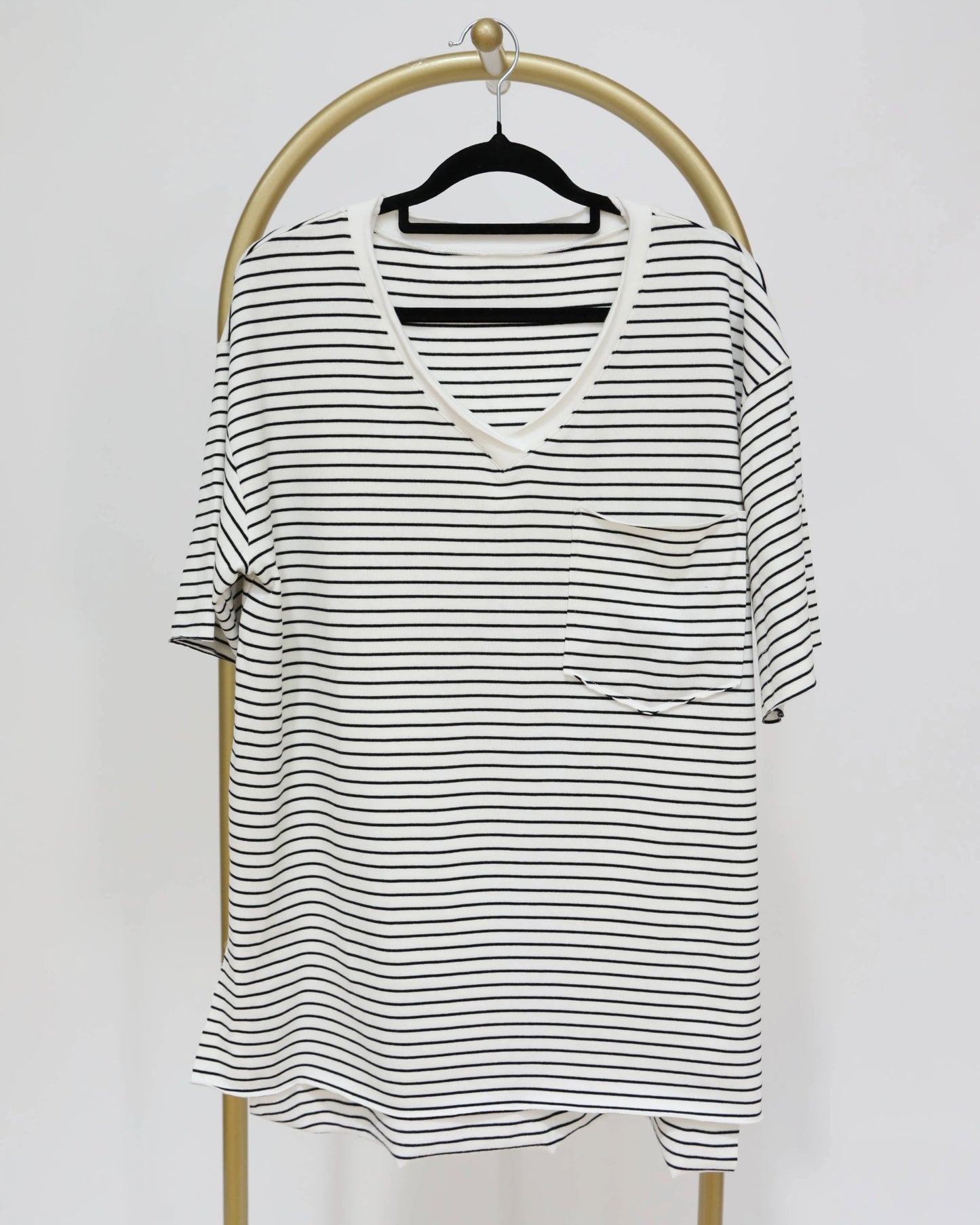 Short Sleeved Striped Tee - White & Black