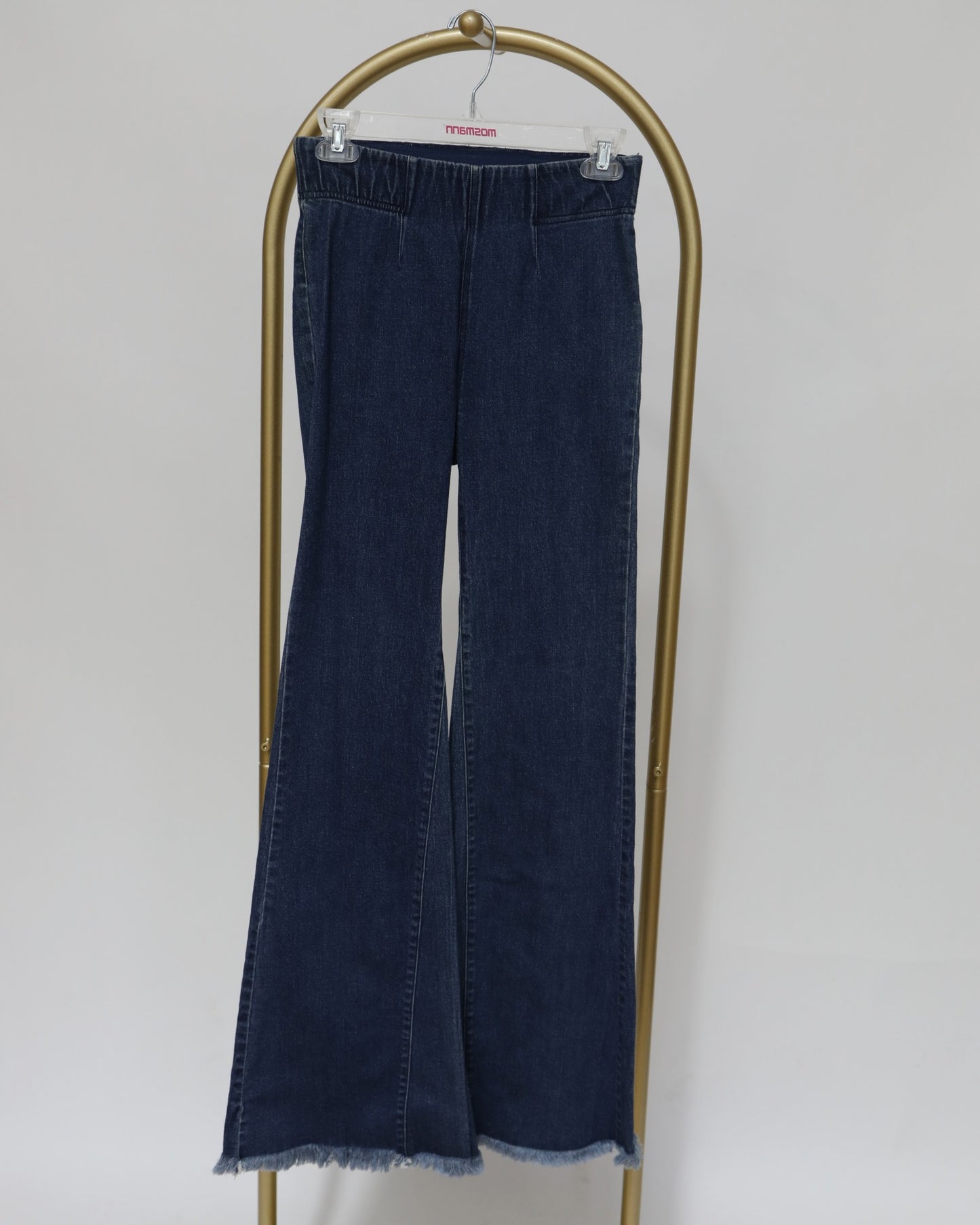 High-Rise Straight Leg Jeans – Dark Blue Wash