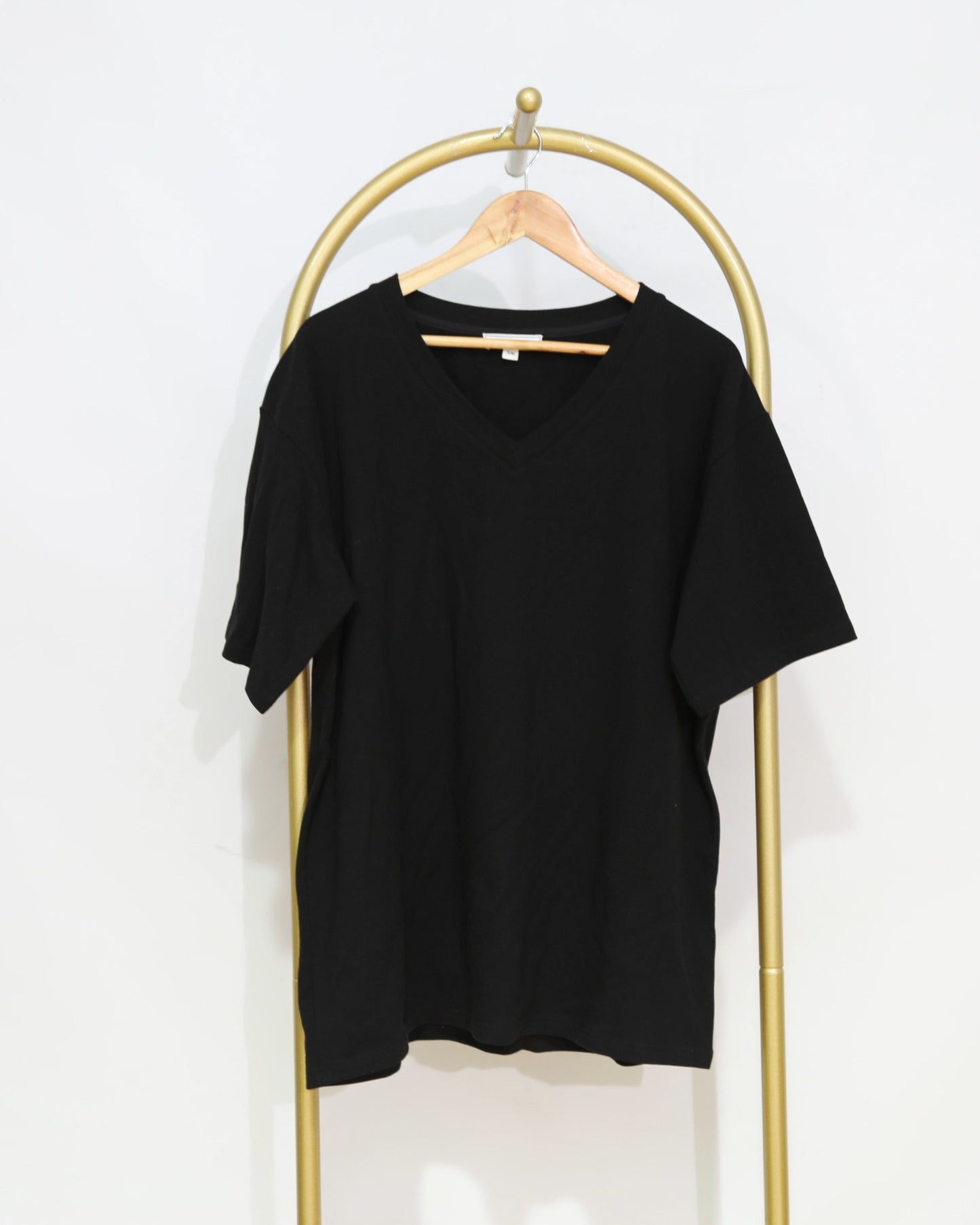Floral Graphic V Neck Oversized T-Shirt - Black