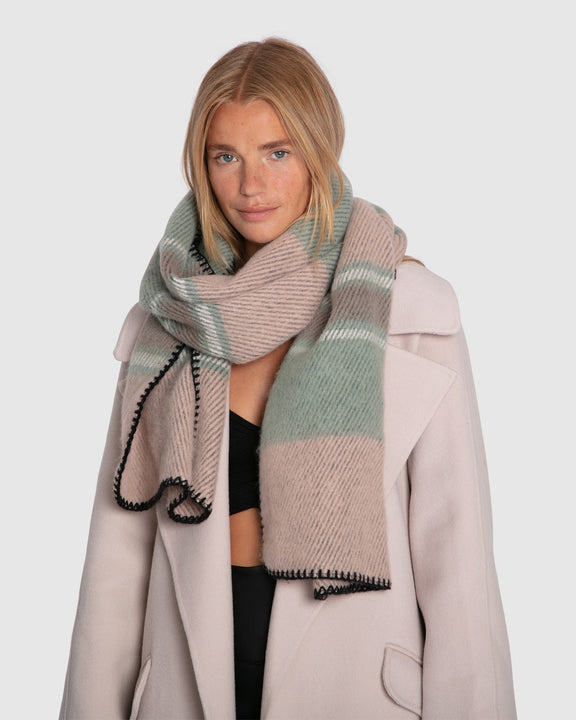 Wild Flower Scarf - Pink