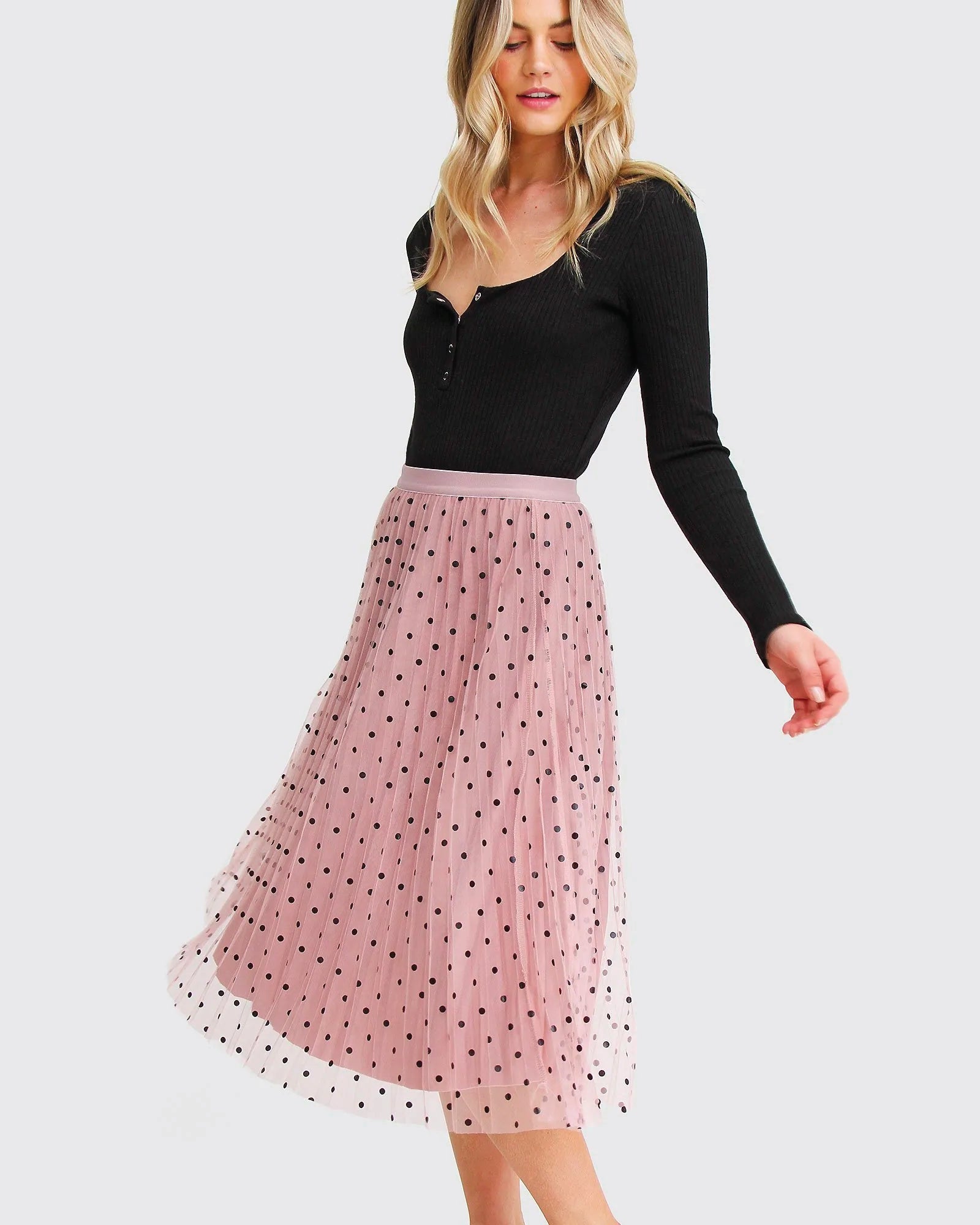 3-Mixed-feelings-Pink-front-Detail_8cbf278a-a577-4ac6-9f3f-90723215df52.jpg