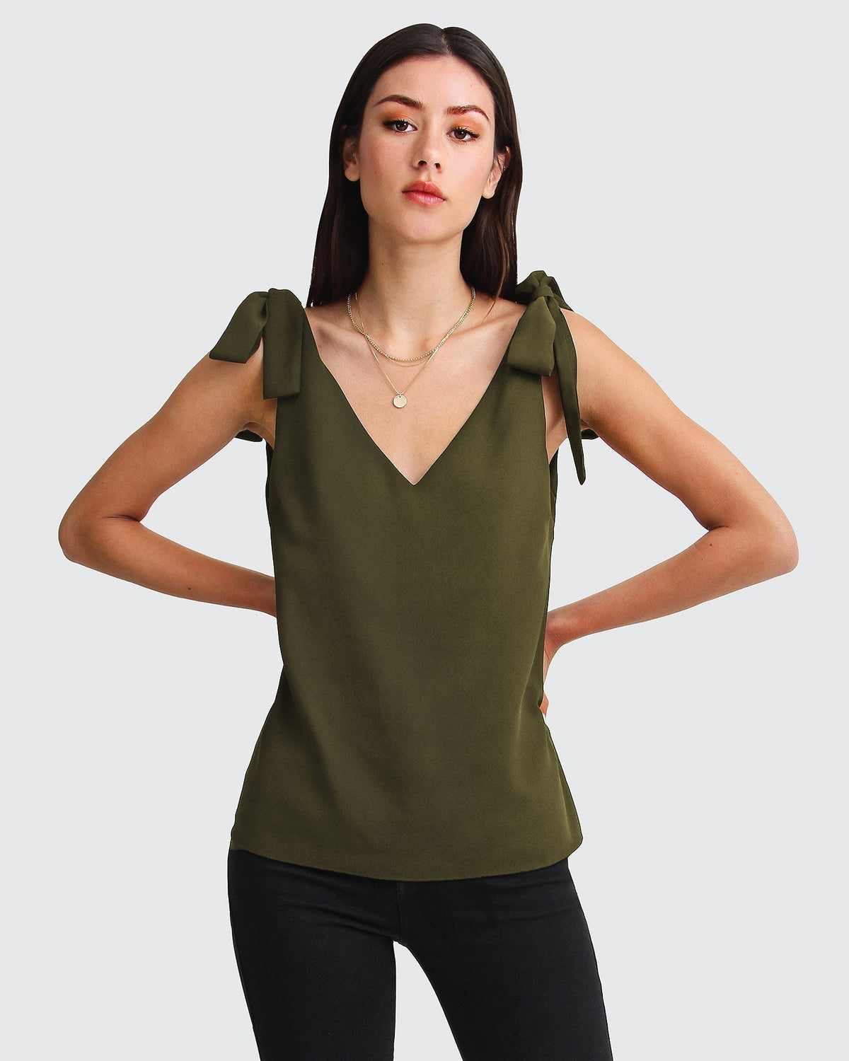 Feel You V Neck Top Military