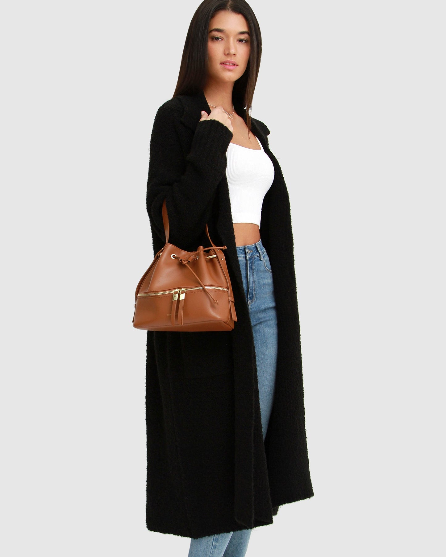 5-Born-To-Run-Black-Bag_0196c0ec-8720-48cb-96f0-fbdada6bfbf3.jpg