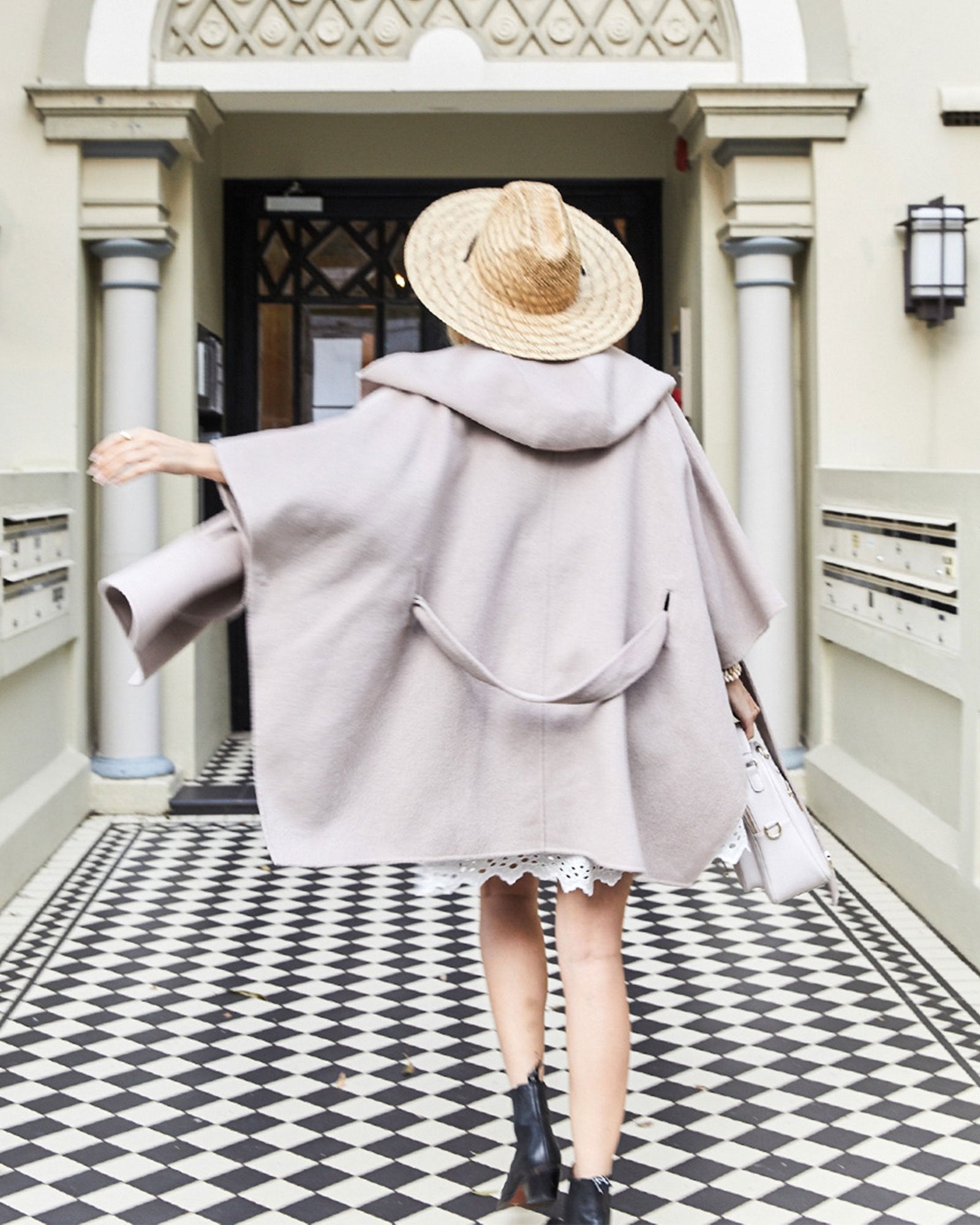 Jackson Landing Wool Blend Cape Coat - Sand – Belle & Bloom