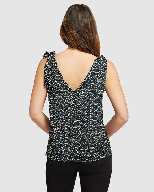 feel-for-you-black-print-v-neck-top-back_eaa7574e-7251-4688-83eb-2d547a243db3.jpg
