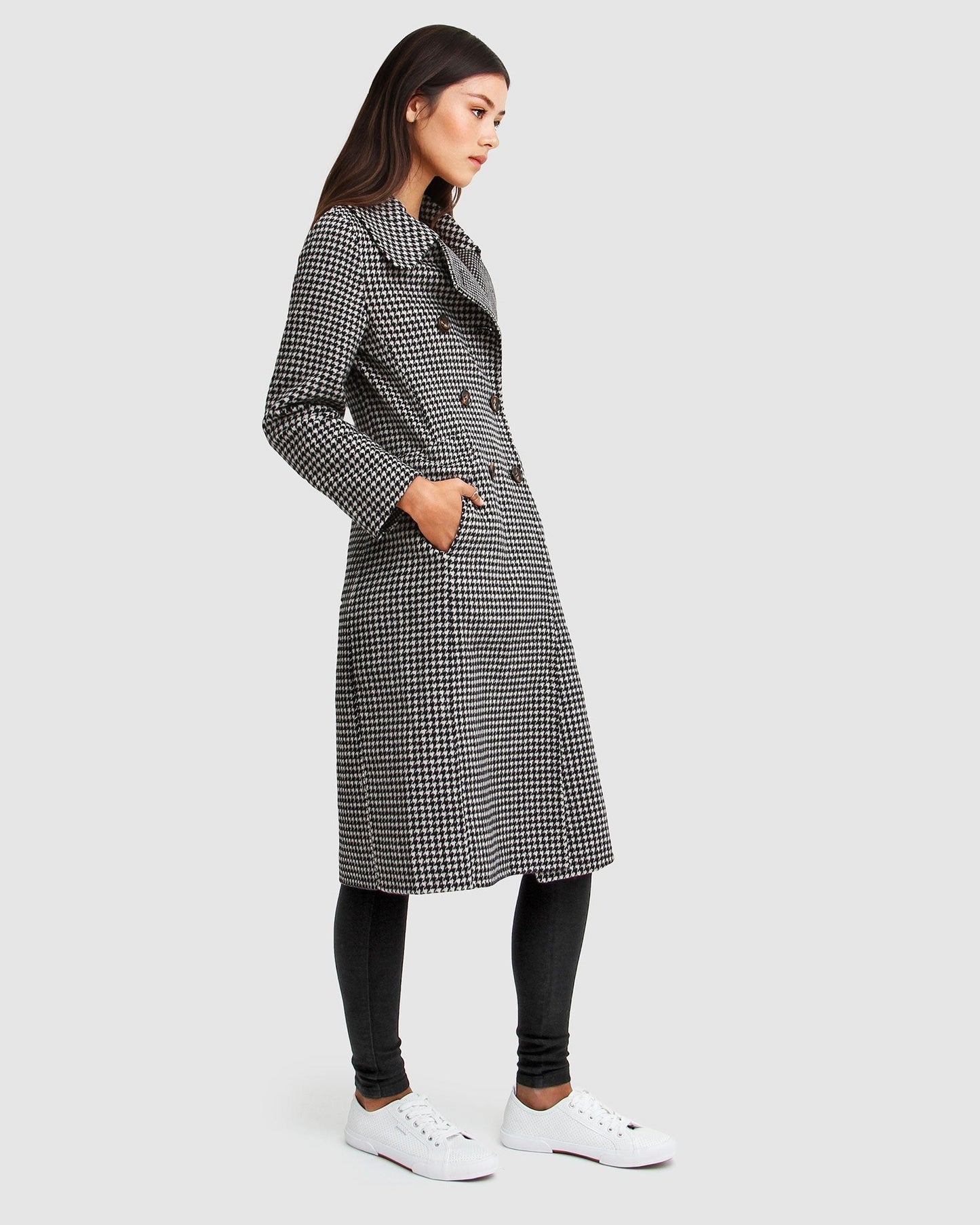 save-my-love-black-_-white-wool-coat-side_87beb435-3309-4d01-893a-50eeaab288ce.jpg